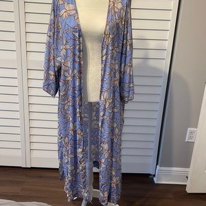 Jessica Simpson Long Wrap size 2X